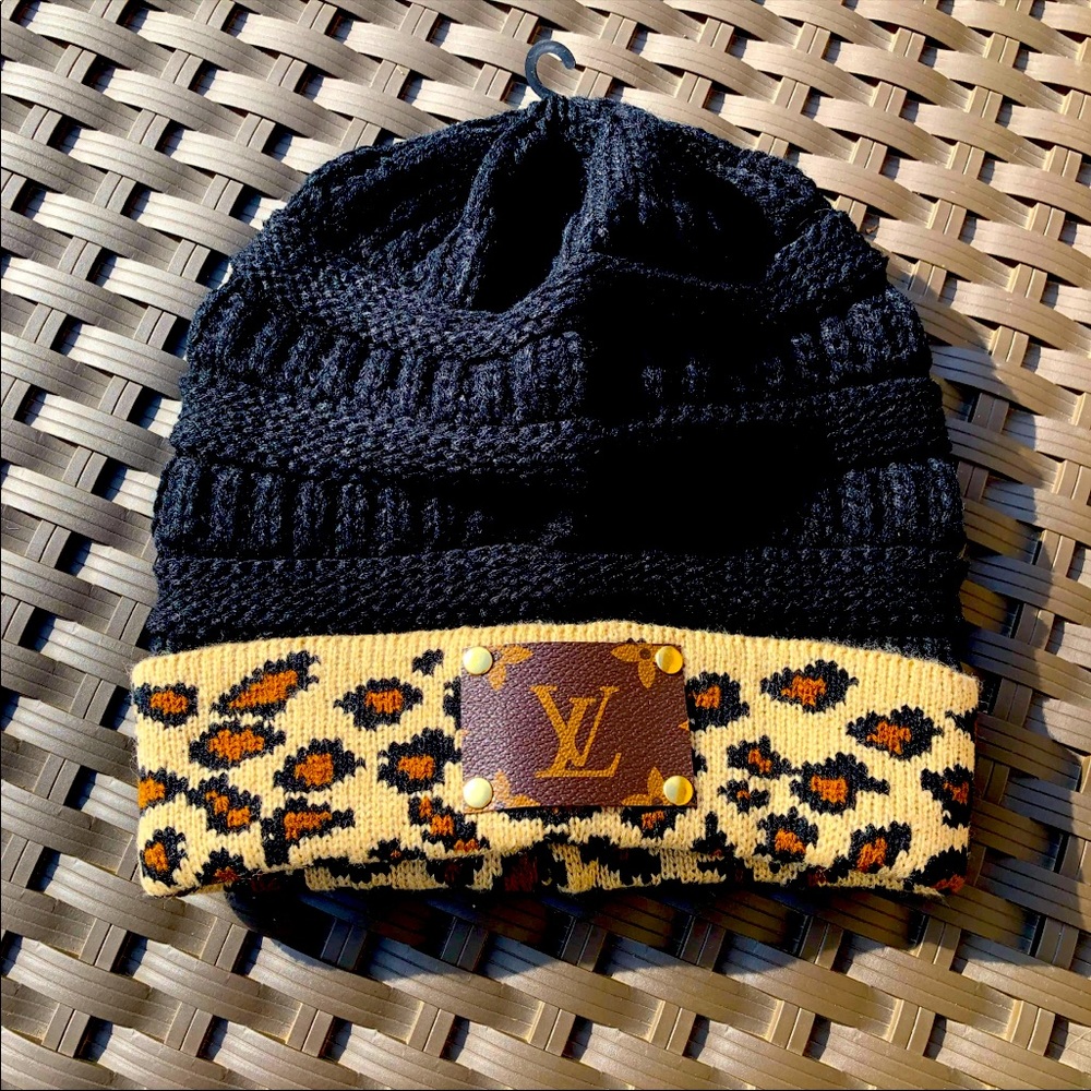 Women’s stocking caps.’s